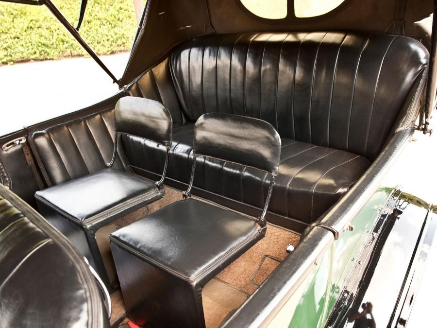  Oldsmobile Model 45 Touring 1917 года  (фото 8 из 12)